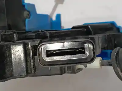 Pezzo di ricambio per auto di seconda mano serratura porta posteriore destra per kia cee´d concept riferimenti oem iam 81420a2000  