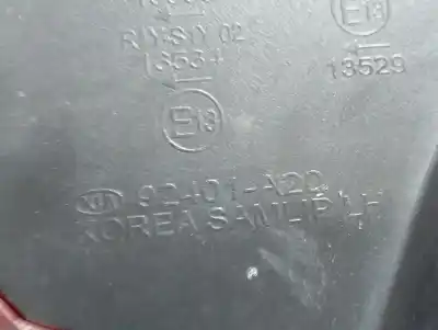 Pezzo di ricambio per auto di seconda mano lampada posteriore sinistra per kia cee´d concept riferimenti oem iam 92401a2000  