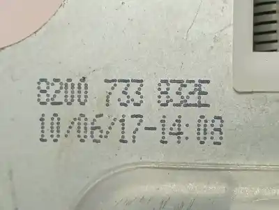 Peça sobressalente para automóvel em segunda mão elevador de vidros traseiro direito por dacia duster ambiance 4x2 referências oem iam 8200733832e  