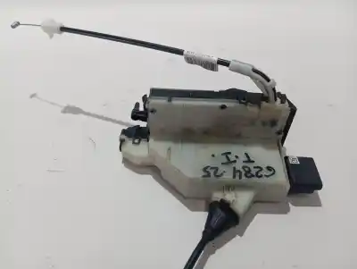 Peça sobressalente para automóvel em segunda mão fechadura da porta traseira esquerda por peugeot 208 active referências oem iam 9812501280  