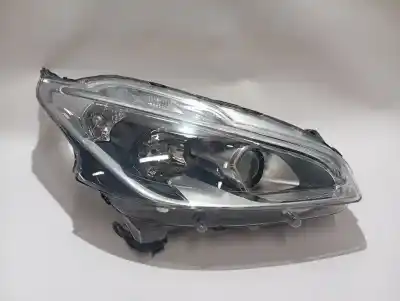 Peça sobressalente para automóvel em segunda mão farol / farolim direito por peugeot 208 active referências oem iam 9822690180