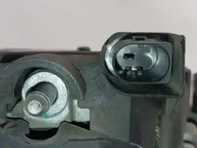 Автозапчастина б/у генератор для ford grand c-max titanium посилання на oem iam 2251619  