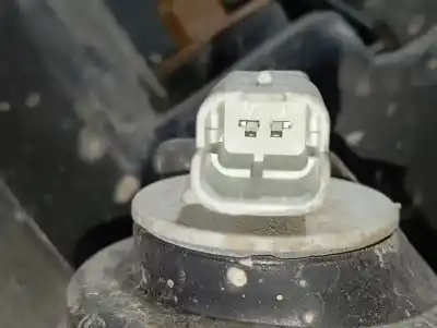 Автозапчастина б/у ліва фара для dacia dokker essential посилання на oem iam 90007665  