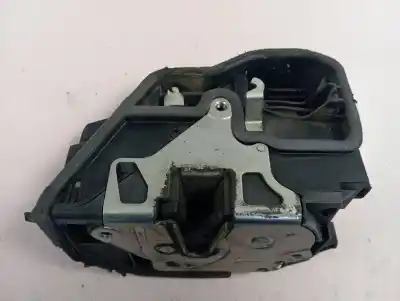 Second-hand car spare part left front door lock for bmw x3 (e83) 2.0d oem iam references 7167065  