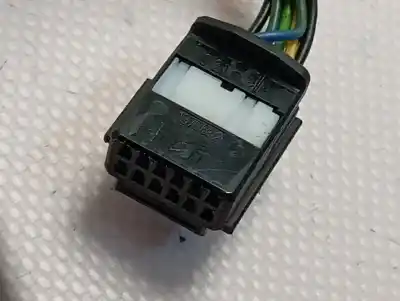 Peça sobressalente para automóvel em segunda mão espelho retrovisor esquerdo por renault captur adventure referências oem iam 963029140r  