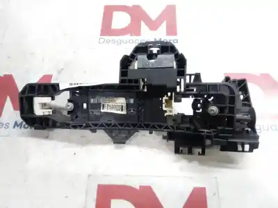 Second-hand car spare part right front outer door handle bracket for mercedes-benz clase clk (w207) coupe 350 cdi be prime edition (207.322) oem iam references a2077600240