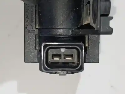 Peça sobressalente para automóvel em segunda mão bomba de ar secundária por renault kangoo profesional referências oem iam 149564959r  