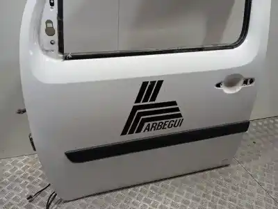 Peça sobressalente para automóvel em segunda mão porta da frente esquerda por renault kangoo profesional referências oem iam 801015880r  801010229r