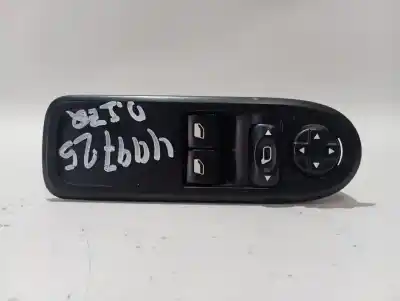 Peça sobressalente para automóvel em segunda mão Botão / Interruptor Elevador Vidro Dianteiro Esquerdo por CITROEN C3 Tonic Referências OEM IAM 98012275XT  