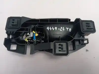 Peça sobressalente para automóvel em segunda mão puxador interior traseiro direito por peugeot 208 (p2) active referências oem iam 98201552vv  