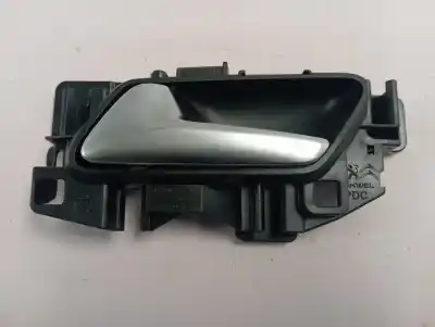 Peça sobressalente para automóvel em segunda mão puxador interior traseiro esquerdo por peugeot 208 (p2) active referências oem iam 98201553vv