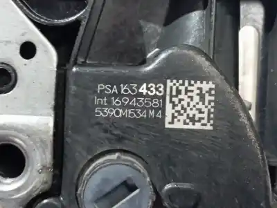 Second-hand car spare part front right door lock for opel combo life basis oem iam references 63433  