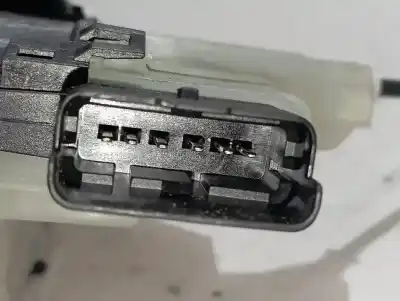 Peça sobressalente para automóvel em segunda mão fechadura da porta dianteira esquerda por opel combo life basis referências oem iam 163434  