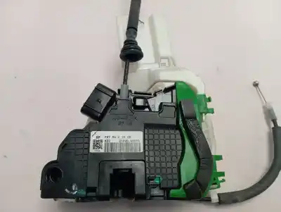 Peça sobressalente para automóvel em segunda mão fechadura da porta dianteira direita por kia carens ( ) concept referências oem iam 81320a4010  