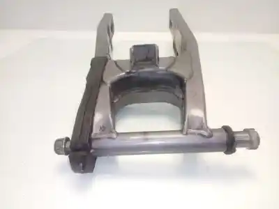 Pezzo di ricambio per auto di seconda mano forcellone per honda nsr125  riferimenti oem iam   