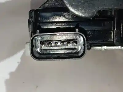 Автозапчастина б/у замок багажника / ворот для kia xceed edrive phev посилання на oem iam 81230j7700  