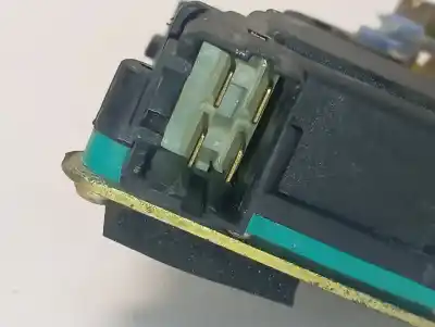 Second-hand car spare part left front door lock for daewoo matiz cd oem iam references 96280251  96518345