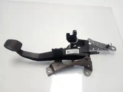 Peça sobressalente para automóvel em segunda mão Pedal Da Embreagem por FORD FOCUS BERLINA (CAP) Ambiente (D) Referências OEM IAM 1712303  
