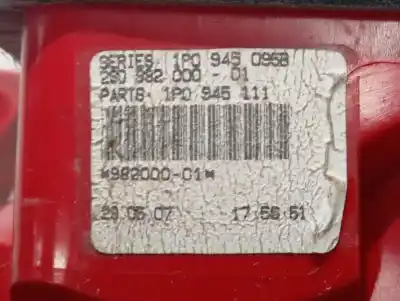 Second-hand car spare part left tailgate light for seat leon (1p1) reference oem iam references 1p0945111c  1p0945095b
