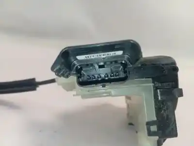 Peça sobressalente para automóvel em segunda mão fechadura da porta dianteira direita por opel combo life edition referências oem iam 163433  