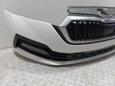 Автозапчасти б/у передний бампер за skoda octavia combi (nx5) ambition ссылки oem iam 5e3807221  5e3853653