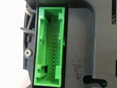 Peça sobressalente para automóvel em segunda mão quadrante por audi a2 (8z) 1.4 16v referências oem iam 8z0920950nx  