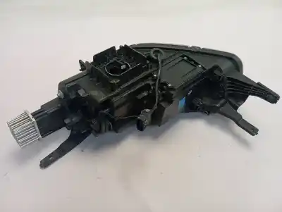 Second-hand car spare part right headlight for mg zs comfort oem iam references a00005r0200  