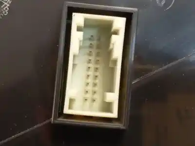 Second-hand car spare part dashboard for opel combo cargo (e) express oem iam references 9831102480  