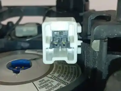 Peça sobressalente para automóvel em segunda mão airbag dianteiro direito por dacia dokker essential referências oem iam 985701142r  