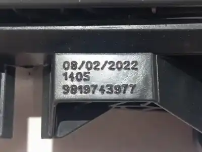 Peça sobressalente para automóvel em segunda mão puxador interior dianteiro esquerdo por opel combo life edition referências oem iam 9819743977  