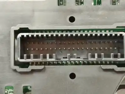 Peça sobressalente para automóvel em segunda mão quadrante por hyundai ix20 klass bluedrive referências oem iam 940031k070  940031k200