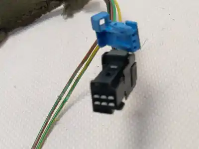 Peça sobressalente para automóvel em segunda mão espelho retrovisor esquerdo por citroen c4 picasso millenium referências oem iam 8153h0  