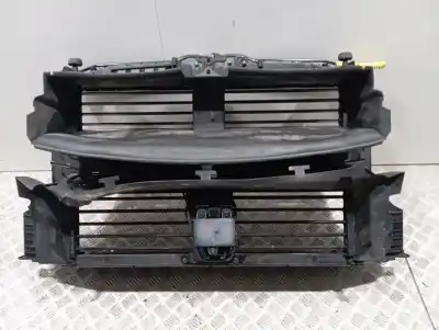 Pezzo di ricambio per auto di seconda mano pannello frontale per ford focus turnier active riferimenti oem iam 2527773