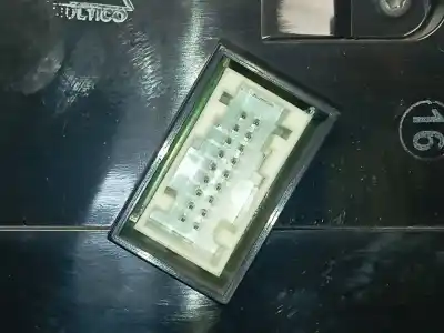 Peça sobressalente para automóvel em segunda mão quadrante por citroen berlingo feel m referências oem iam 9817599980  