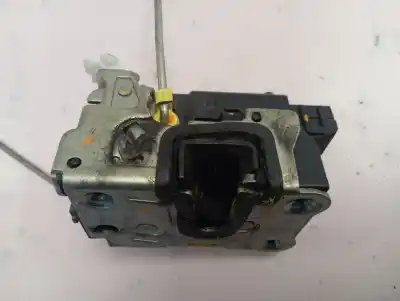Second-hand car spare part left front door lock for dacia dokker essential oem iam references   