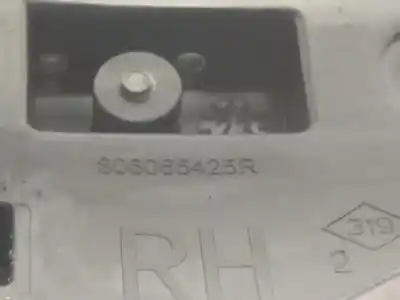 Pezzo di ricambio per auto di seconda mano maniglia esterna anteriore destra per renault express advance riferimenti oem iam 806065425r  