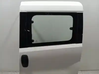 Peça sobressalente para automóvel em segunda mão porta de correr esquerda por opel combo d kasten l1h1 2.4t referências oem iam 95517778  95529071 / 95519536 / 95519624