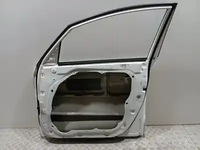 İkinci el araba yedek parçası sag ön kapi için kia carens ( ) basic oem iam referansları 76004a4000  