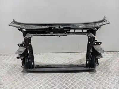 Tweedehands auto-onderdeel Voorpaneel voor AUDI A3 (8P) 1.4 TFSI Ambiente OEM IAM-referenties 8P0805588L  