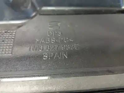 Second-hand car spare part rear spoiler for seat leon (1m1) sport oem iam references 1m6827933c 1m6827939a 