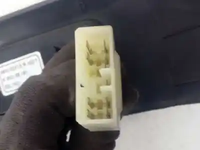 Pezzo di ricambio per auto di seconda mano comando regolazione sedile per kia sorento 2.5 crdi concept riferimenti oem iam   