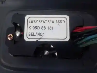 Pezzo di ricambio per auto di seconda mano comando regolazione sedile per kia sorento 2.5 crdi concept riferimenti oem iam   