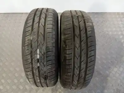 Pezzo di ricambio per auto di seconda mano PNEUMATICO per FORD B-MAX Titanium Riferimenti OEM IAM 195/60/15 88V  