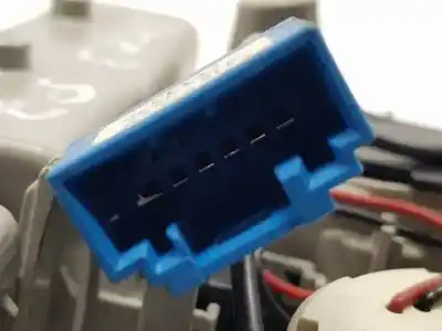 Автозапчасти б/у внутренний свет за audi q7 (4l) bar ссылки oem iam 4l0947135m  