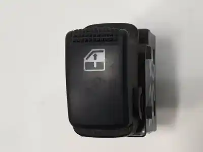 Second-hand car spare part rear left power window switch for hyundai tucson (jm) d4ea-v oem iam references 