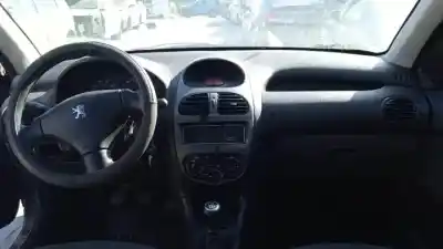 Автозапчастина б/у правий ліхтар для peugeot 206 g-kfw посилання на oem iam   