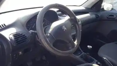 Автозапчастина б/у правий ліхтар для peugeot 206 g-kfw посилання на oem iam   
