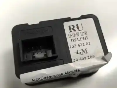 Peça sobressalente para automóvel em segunda mão botão / interruptor elevador vidro dianteiro esquerdo por opel combo d-z13dtj referências oem iam 24409205  