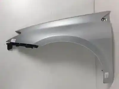 Gebrauchtes Autoersatzteil Kotflügel vorne links zum RENAULT LAGUNA III  OEM-IAM-Referenzen   