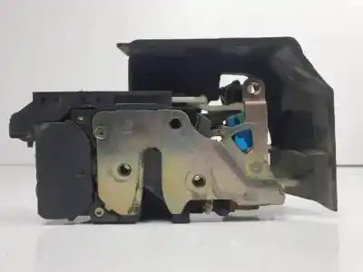 Peça sobressalente para automóvel em segunda mão fechadura da porta dianteira direita por alfa romeo 156 (116) ar32104 referências oem iam 18110242
